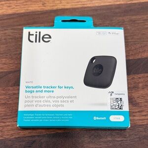 Tile Mate Bluetooth Tracker - Black
